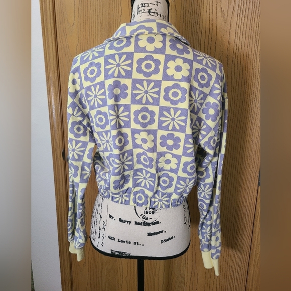 Forever 21 Groovy Retro Checkered Flower Print Button Up Collared Sweatshirt - Picture 2 of 2